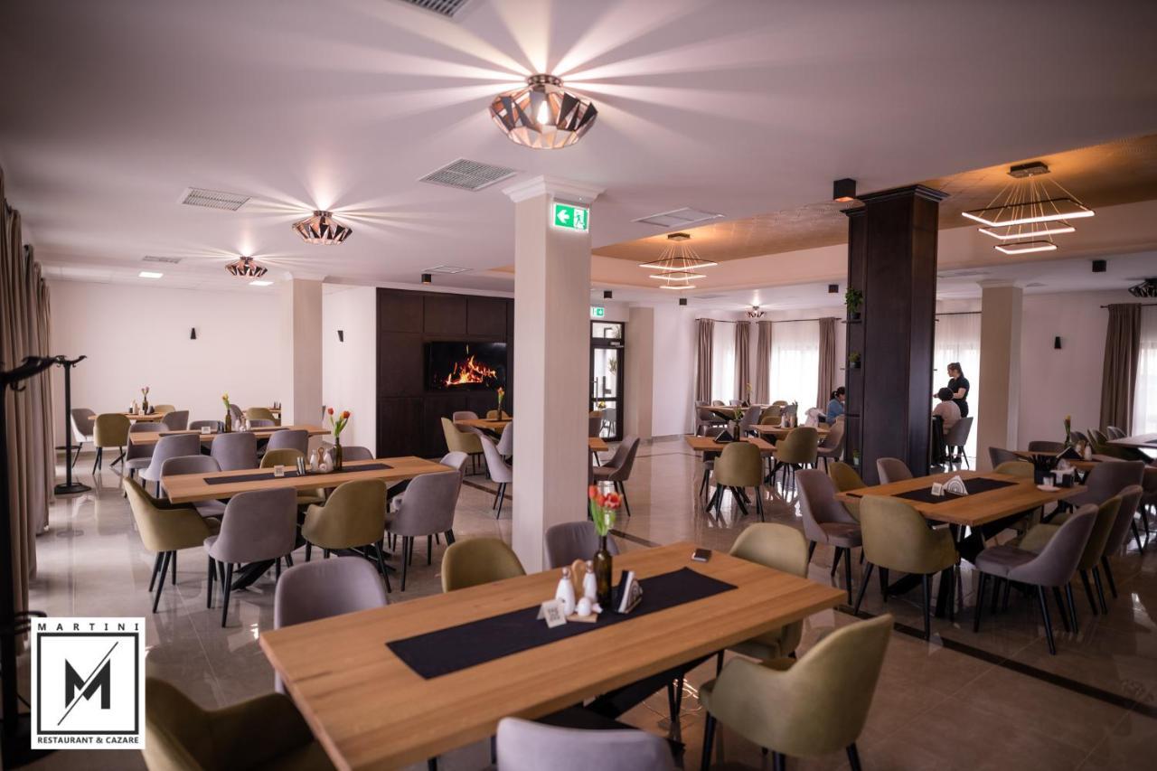 Martini Restaurant & Cazare Sebesel Esterno foto