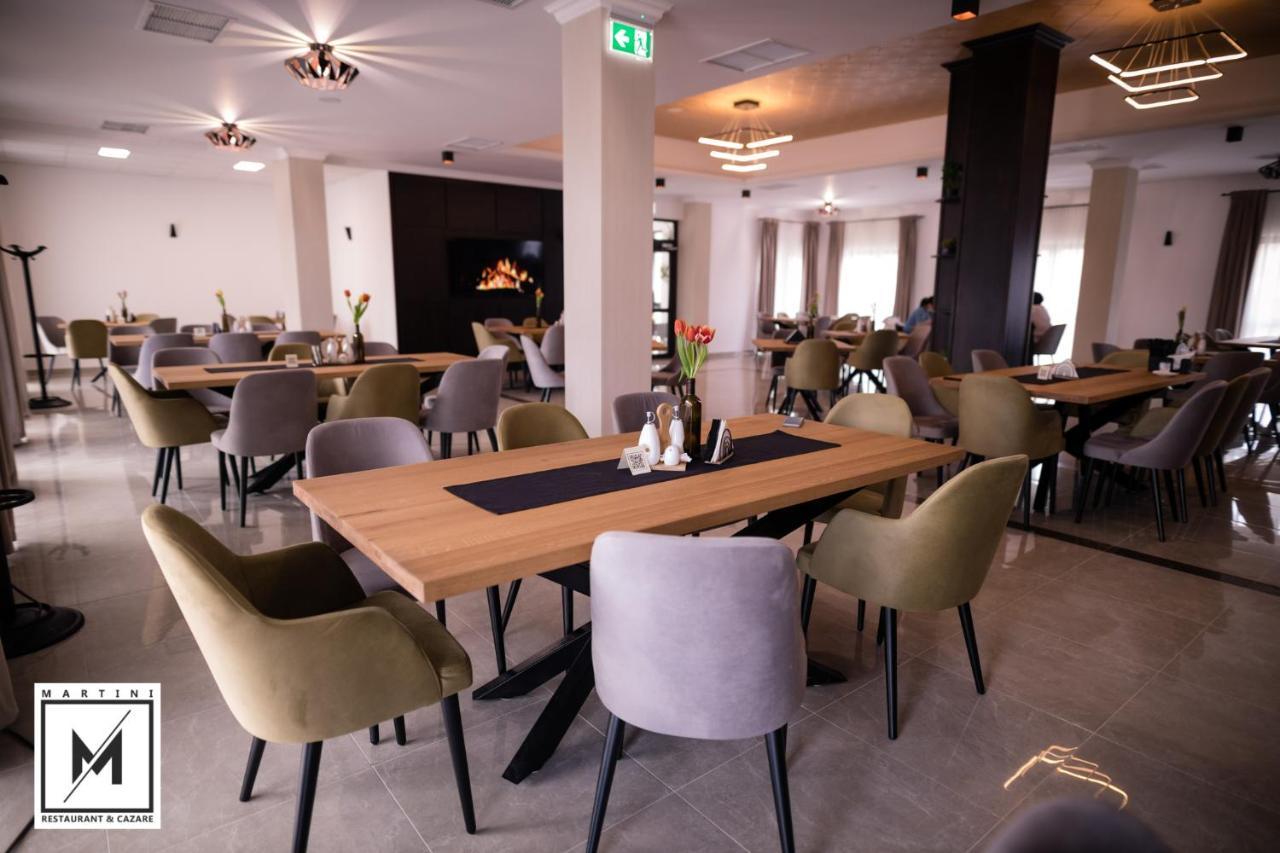 Martini Restaurant & Cazare Sebesel Esterno foto